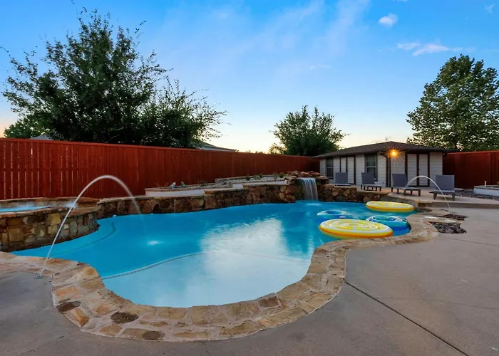 Holiday home Large Groups' Luxury House - Pool - Sleep 22 *
